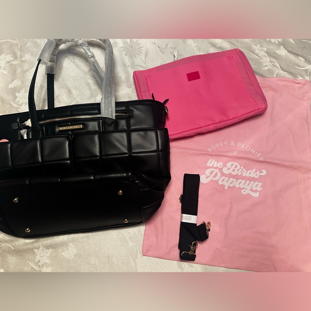 NWT - Poppi & Peonies - Birds Papaya Ultimate Bag